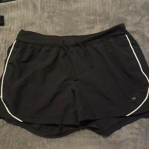 plain black champion running shorts